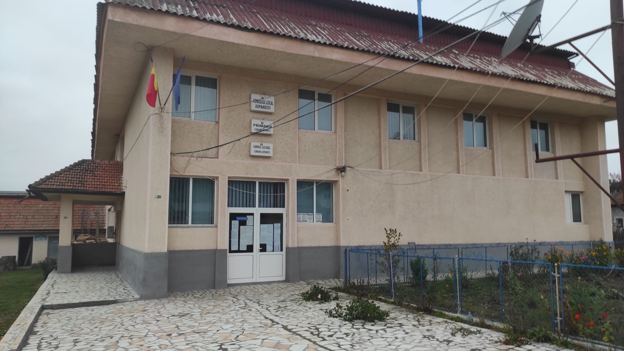 primaria jupanesti